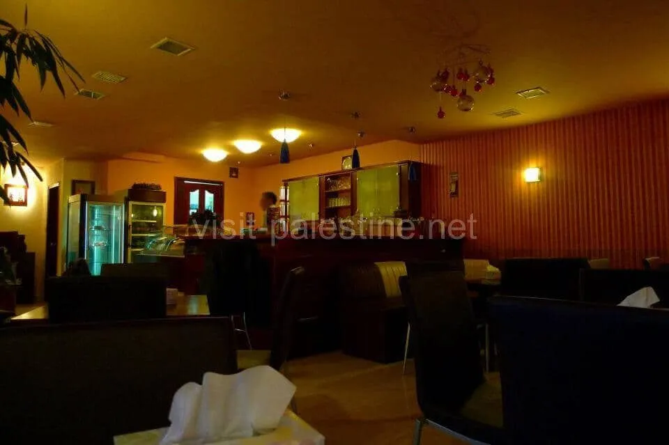 Calm and modern decoration. You can enjoy food or drinks without reserve. Bonjour Restaurant & Cafe, Bethlehem