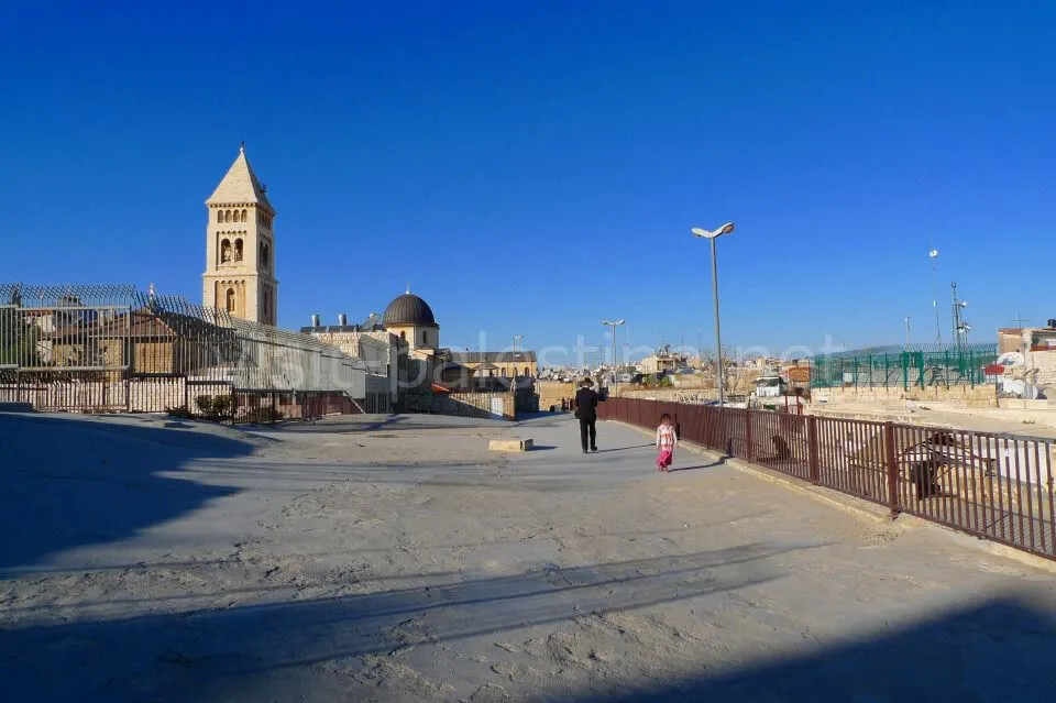 エルサレム 屋根の上の散歩道