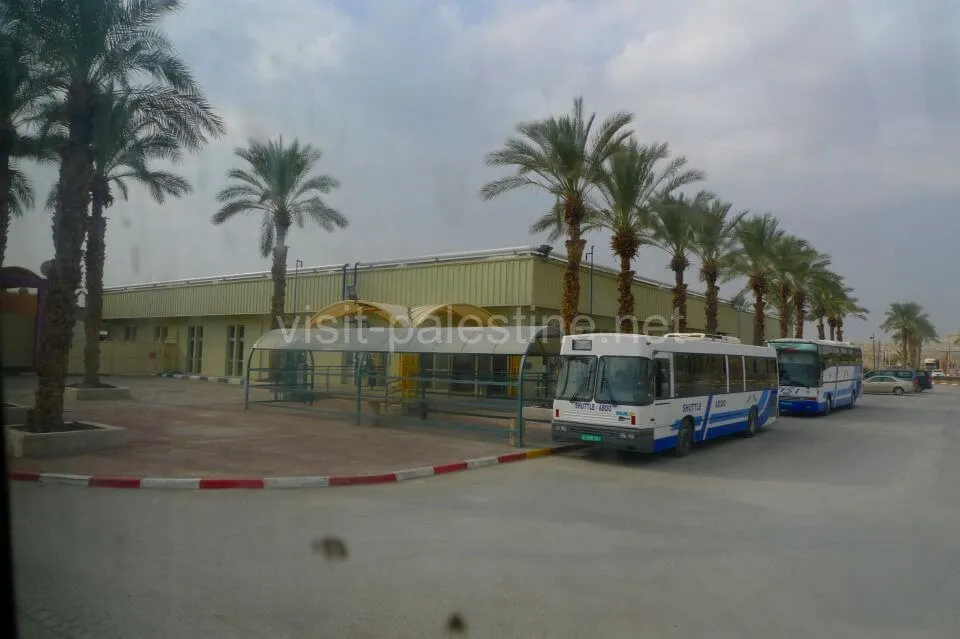 Bus for Jordan’s immigration office at King Hussein Bridge Bus for Jordan’s immigration office at King Hussein Bridge